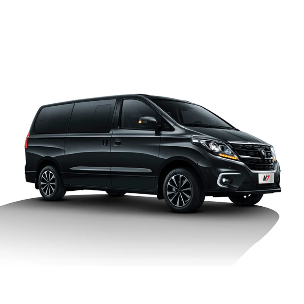 Minibus 8 Seater 1024 x 1024